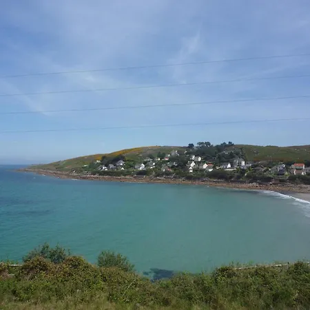 Spacious House For 4 People Gouville-sur-Mer