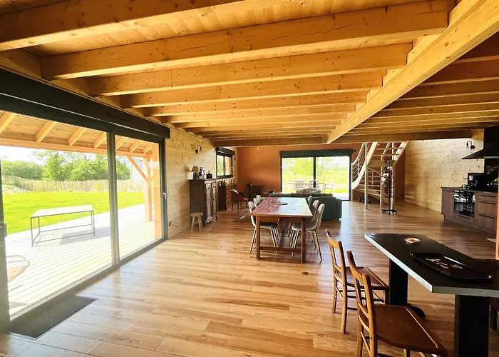 Spacious House For 4 People Gouville-sur-Mer