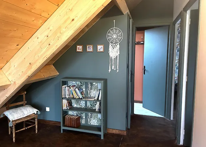 Spacious House For 4 People * Gouville-sur-Mer