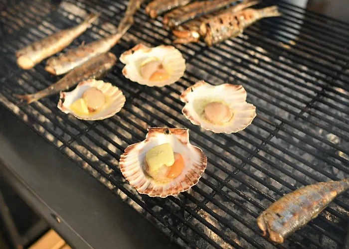 Spacious House For 4 People * Gouville-sur-Mer