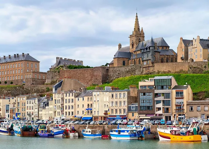 Semesterbostad Spacious House For 4 People *